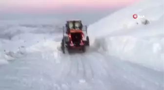 Adıyaman'da Kar Yağışı Nedeniyle Kapanan Yollar Açılıyor