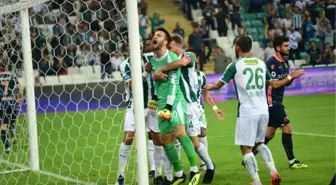 Bursaspor 'Kale'sinde Forma Savaşı Yaşanacak