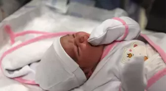 Elazığ'da Yılın İlk Bebeği 'Bahar Mila' Oldu