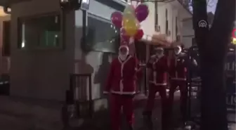 Güven Timlerinden Yılbaşında 'Noel Baba' Kıyafetli Kamuflaj