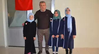 Hayırsever'den Başarılı Öğrencilere Cumhuriyet Altını