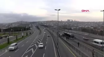 İstanbul'da 2019'un İlk Günü Yollar Boş Kaldı
