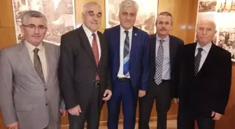 Mukaddes Emanetler Hizmetinde Beş Asır' Projesinin Belgesel Gösterimi Yapıldı