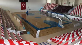 Ağrı'da Sportif Tesislerin Bakımı Yapıldı