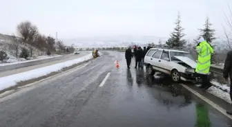 Çankırı'da Trafik Kazası: 4 Yaralı