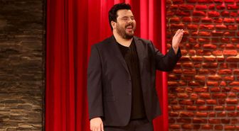 TV8'den Sürpriz Karar! Eser Yenenler Show'un Yayın Günü Değiştirildi