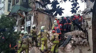 Fatih Belediye Başkanı Suver'den Çöken Bina Açıklaması