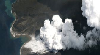 Anak Krakatau Yanardağı: Uydu Fotoğrafları Yıkımı Gösterdi