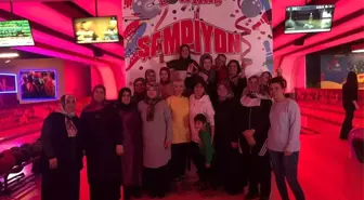 Kartepeli Kadınlar Bowling Turnuvasında