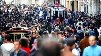 KONDA'nın Raporuna Göre, Son 10 Yılda Dindar Sayısı Azaldı, Ateist Sayısı Arttı