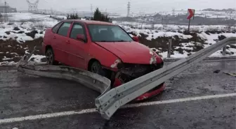 Kütahya'da Trafik Kazası: 3 Yaralı