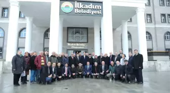 Başkan Tok Muhtarlara Yeni Belediye Hizmet Binasını Tanıttı