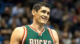 Milwaukee Bucks, Ersan İlyasova'ın Double-Double Yaptığı Maçı Kazandı