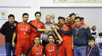Sonbahar Kupası Voleybol Turnuvası Sona Erdi
