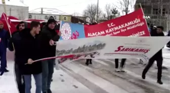 Alaçam'da Sarıkamış Şehitlerini Anma Yürüyüşü Düzenlendi