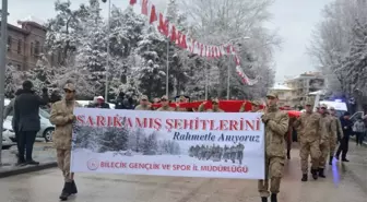 Binlerce Kişi Sarıkamış Şehitleri İçin Yürüdü