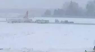 Türk Hava Yolları Uçağı, Ukrayna'da Pistten Çıktı