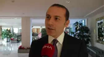 Cüneyt Çakır: 'Var ile Hakemler Özgüven Kazandı'