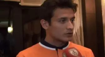 Alican Özfesli: 'Genç Oyunculara Güvenin'