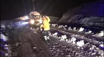 Hastaya Giden Ambulans Mahsur Kaldı