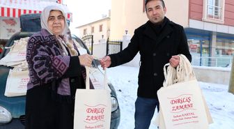 Muhtar Adayı Poşeti Fırsata Çevirdi