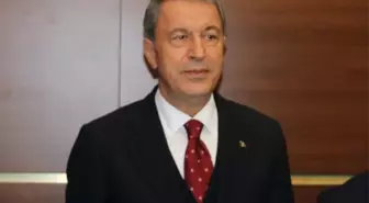 Bakan Akar Dündar ve Fidan ile Bir Araya Geldi