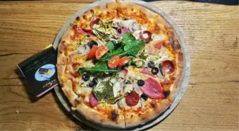 24 Ayar Altınlı Pizza