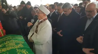 Başkan Alıcık'ın Kayınpederi Toprağa Verildi