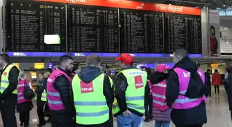 Güvenlik Personellerinin Grevi Hava Trafiğini Alt Üst Etti