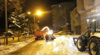 Kaymakam Özkan, Kar Temizleme Çalışmalarını İnceledi