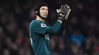 Petr Cech Futbolu Bırakıyor