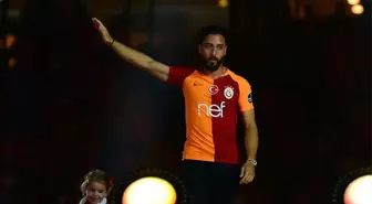 Galatasaray Tarık Çamdal'ın Sözleşmesini Feshetti