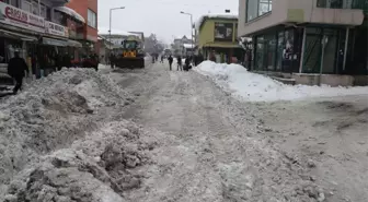 Varto Belediyesinden Kar Temizleme Çalışması