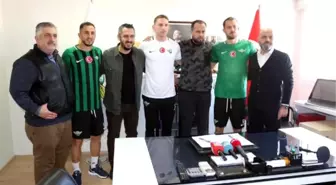 Akhisarspor'dan Üçlü İmza