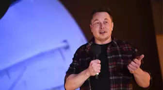 Elon Musk'tan 'Uçan Araba' Duyurusu