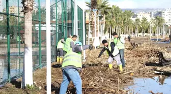 Mersin'de Fırtınanın Yaraları Sarılıyor