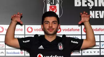 Muhayer Oktay 4.5 Yıllık İmza İmzayı Attı