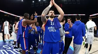 Euroleague'deki Türk Derbisi Anadolu Efes'in