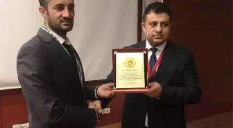 Öz-Büro İş Sendikası Üyelerinden İl Başkanına Plaket