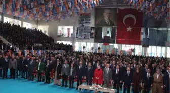 AK Parti'li Miroğlu, Hakkari'de Partisinin Aday Tanıtım Toplantısına Katıldı