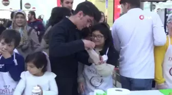 Engelli Öğrenciler Usta Şeflerle Birlikte Waffle Şov Yaptı
