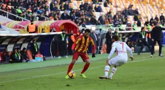 Süper Toto Süper Lig: Evkur Yeni Malatyaspor: 2- Göztepe: 2 (İlk Yarı)