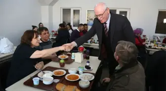 Kazım Kurt Demir Döküm Fabrikası İşçilerini Ziyaret Etti