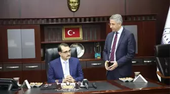 Bakan Dönmez, Elazığ Belediyesi'ni Ziyaret Etti