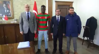 Senegalli Futbolcu Kulp'a Transfer Oldu