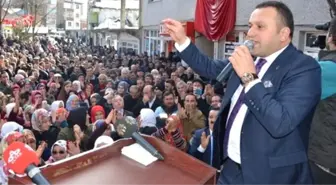 31 Mart Seçimleri İçin Aday Gösterilmeyen AK Parti'li Belediye Başkanı, Partisinden İstifa Etti