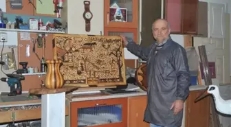 Hayallerini Ahşaba İşliyor