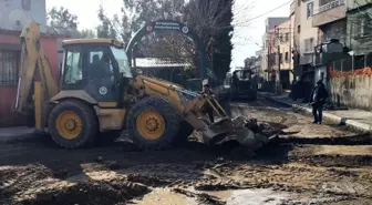 Akdeniz'de Yol Çalışmaları Aralıksız Sürüyor