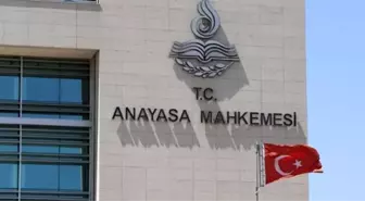 Anayasa Mahkemesi Başkanlığı Seçiminde, İlk Turda 3 Aday da Yeterli Oyu Alamadığı İçin İkinci Tura Geçildi