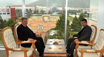 Emniyet Müdürü Baştuğ'dan Rektör Aldemir'e Tebrik Ziyareti